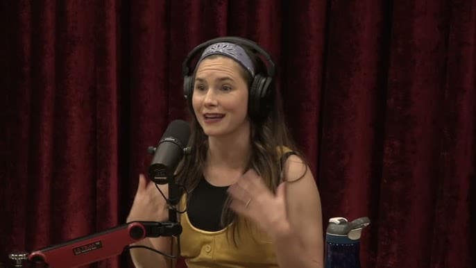 Amanda Knox on The JRE